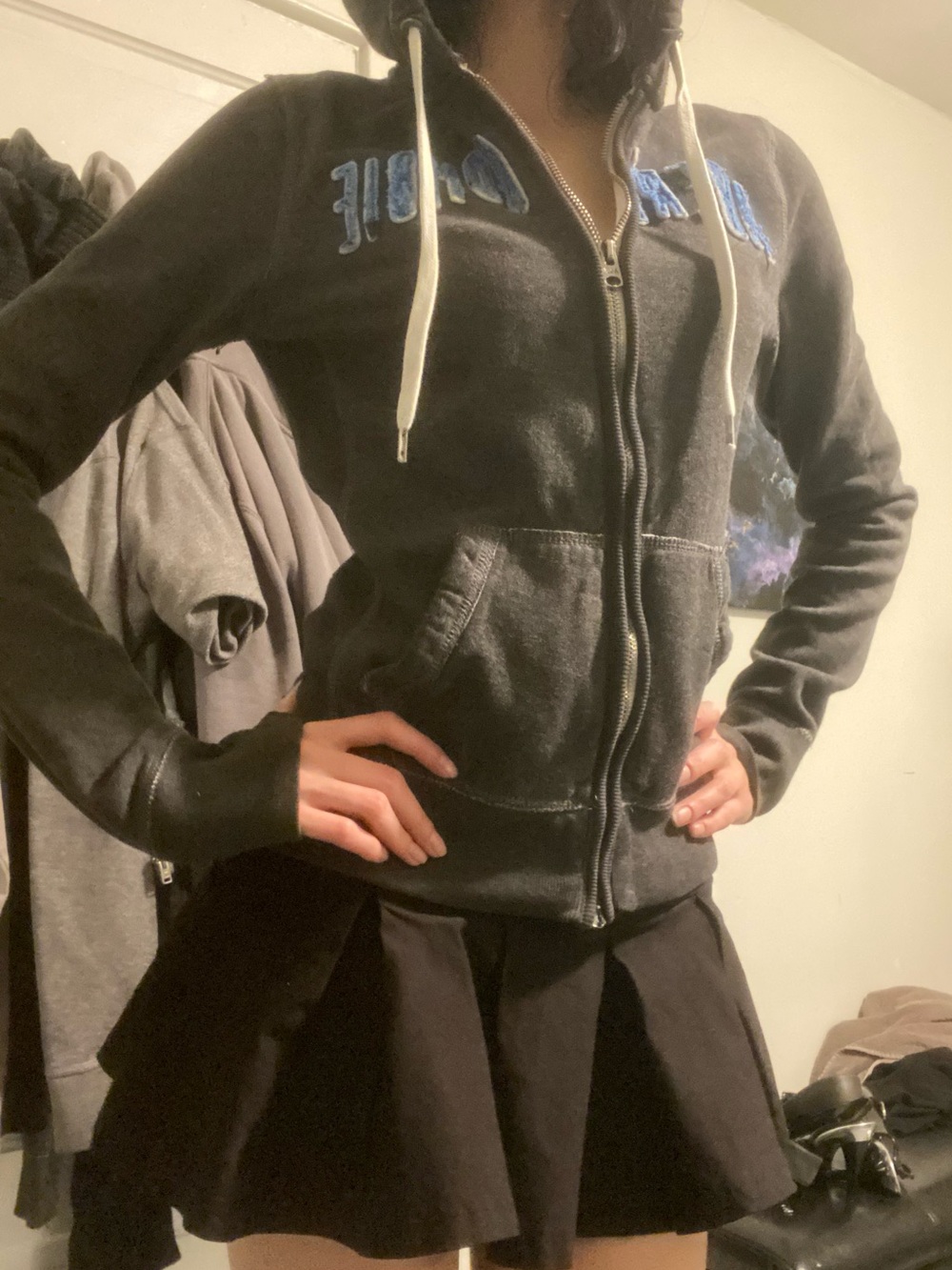 Y2K Abercrombie & Fitch Women's Charcoal Zip-Up Hoodie - Picture 6 of 9